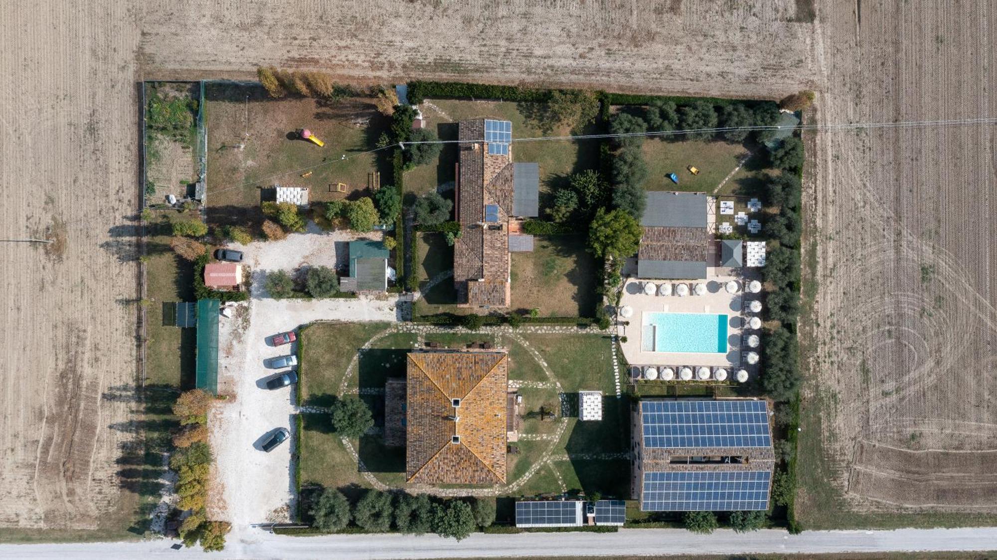الشقق الفندقية بورتو ريكاناتيفي  Casale Del Conero المظهر الخارجي الصورة